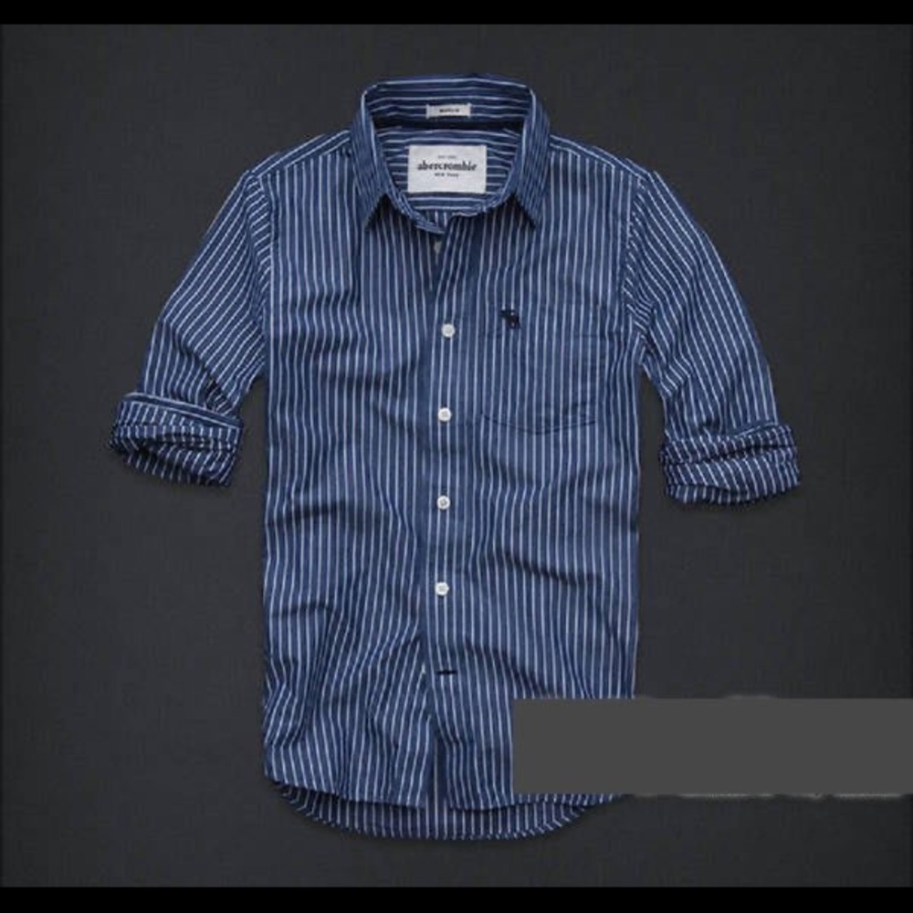 NWT Abercrombie kids classic logo shirt